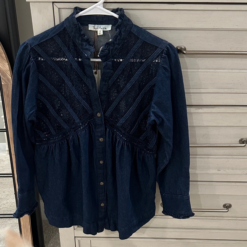 Solitaire dark blue jean Lace-Panel Button Front Blouse